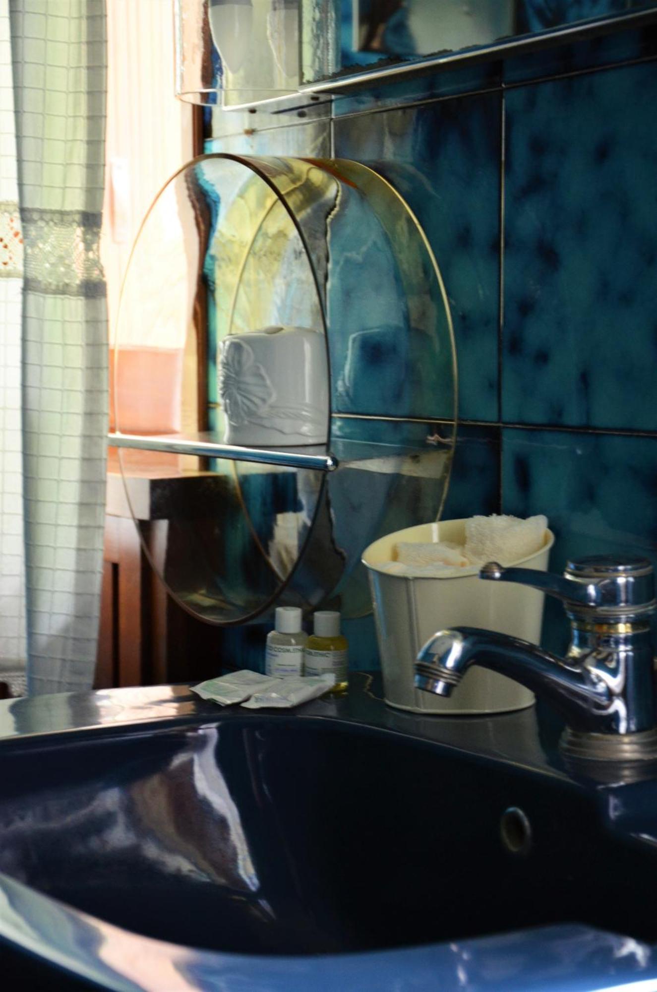 La Casa Di Enrico Bed and Breakfast Καόρλε Δωμάτιο φωτογραφία
